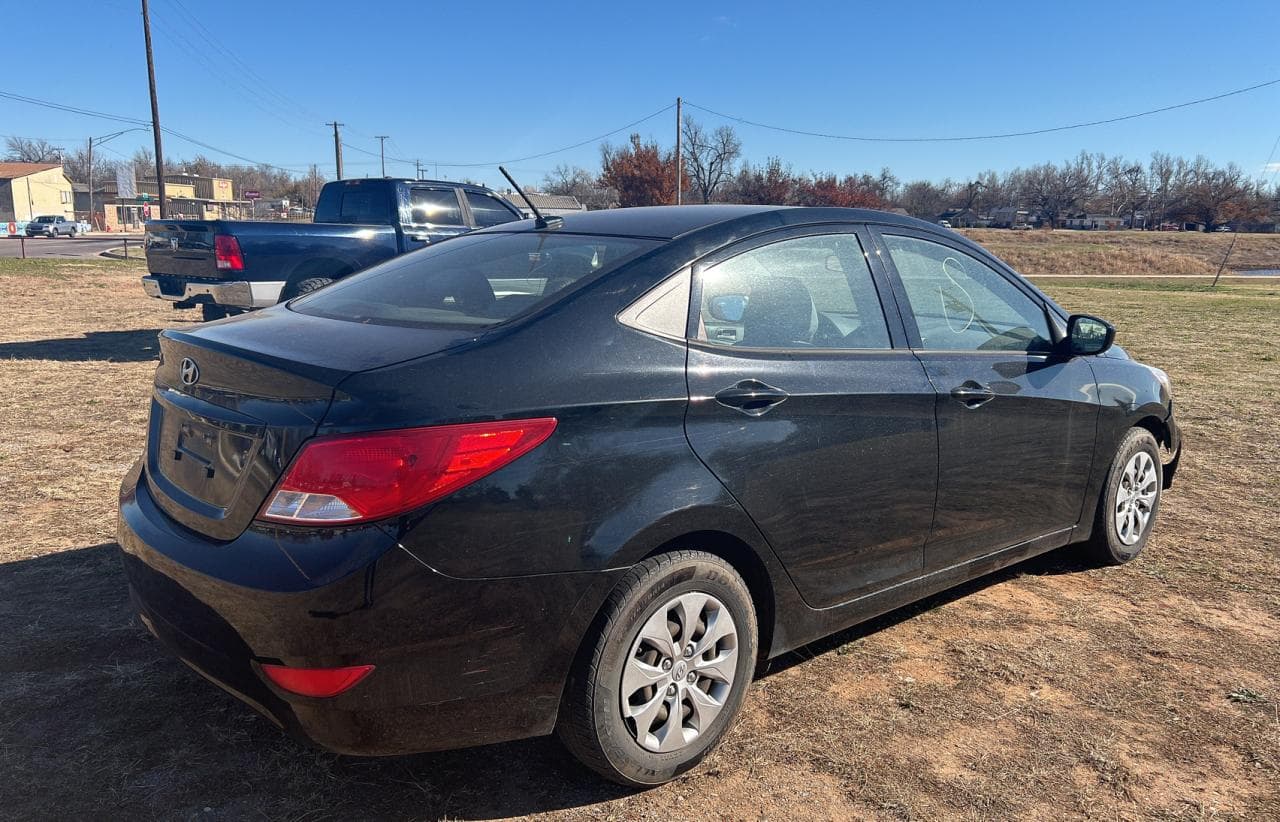 2017 Hyundai Accent Se - foto 4
