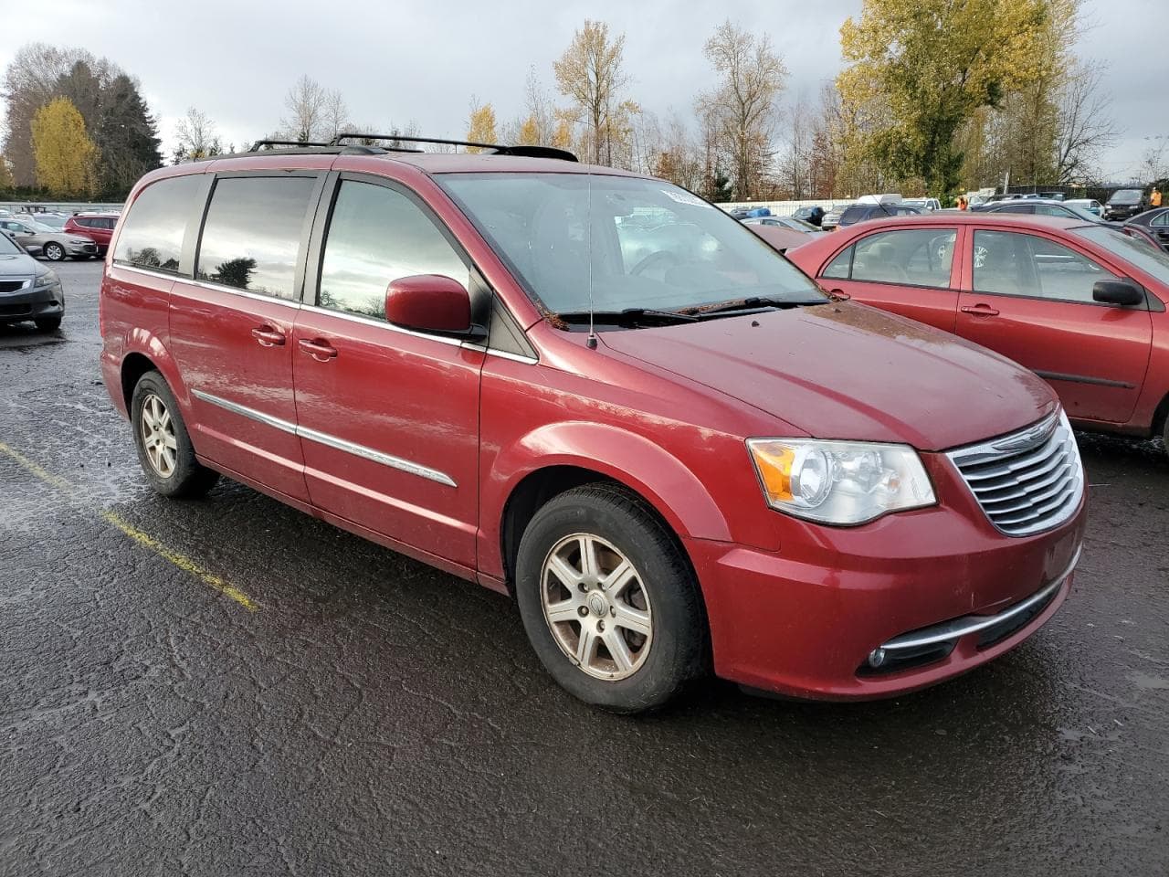 2012 Chrysler Town & Country Touring - foto 4