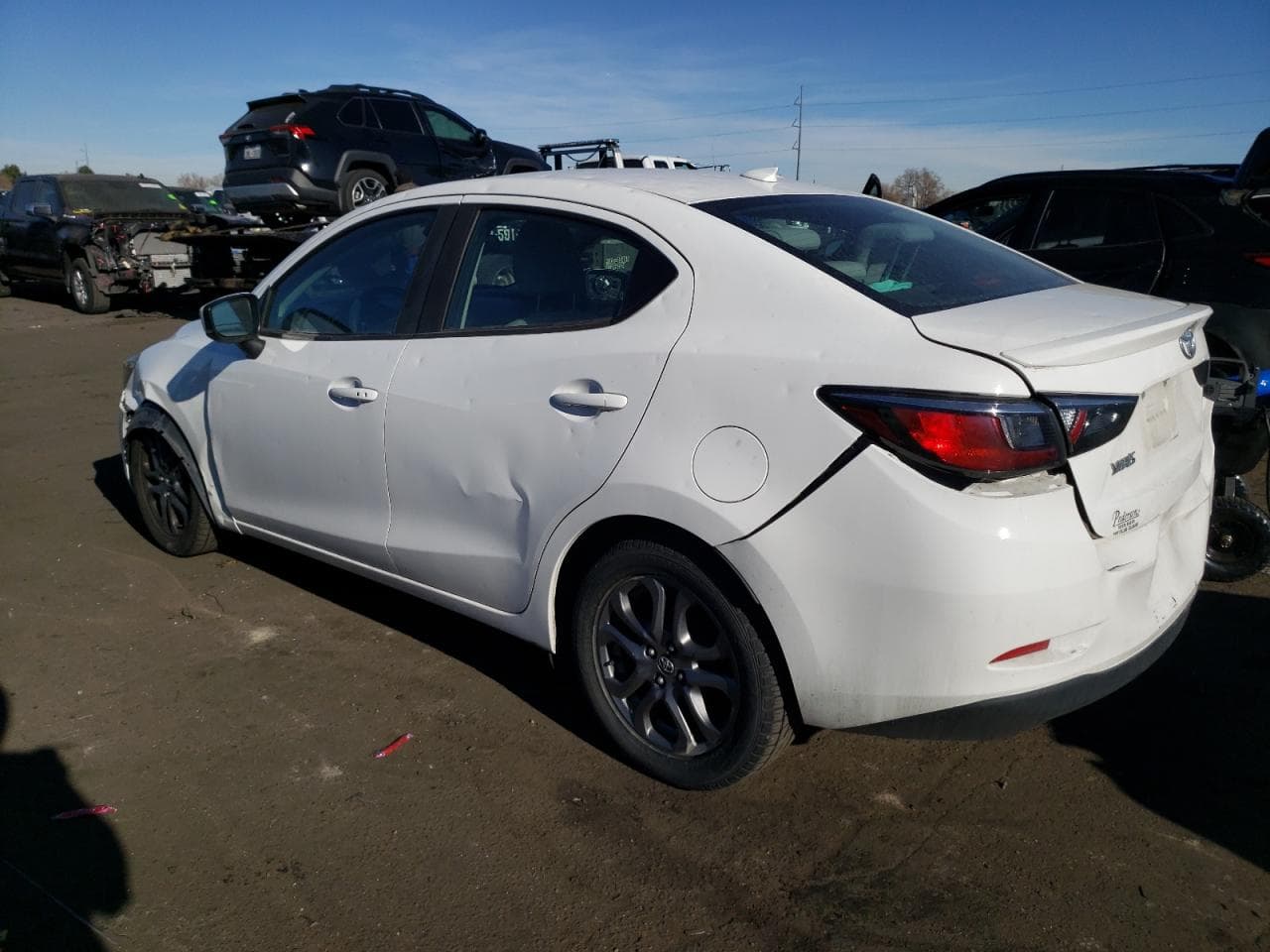 2019 Toyota Yaris L - foto 2