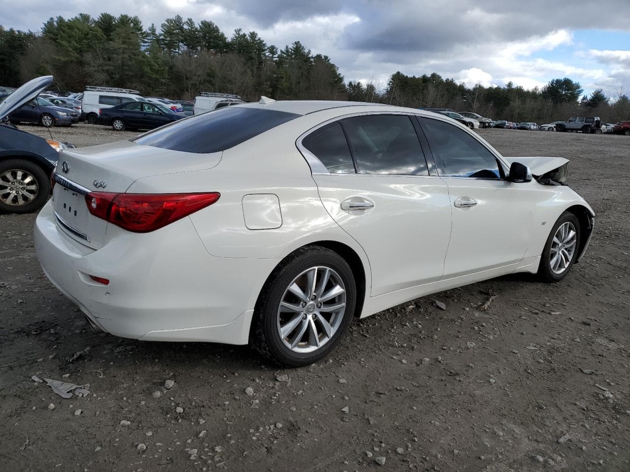 2015 Infiniti Q50 Base - foto 3