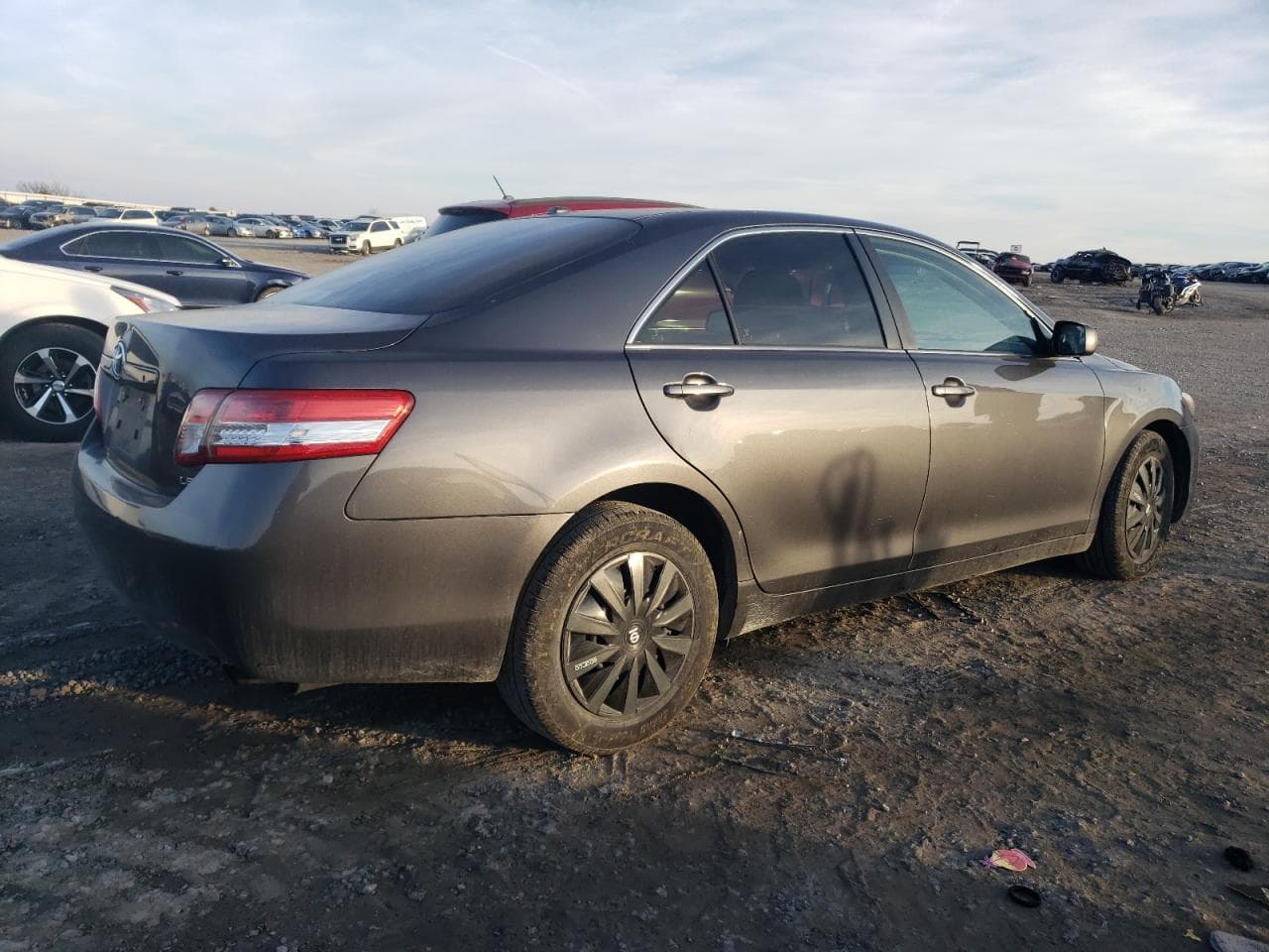 2010 Toyota Camry Le - foto 3