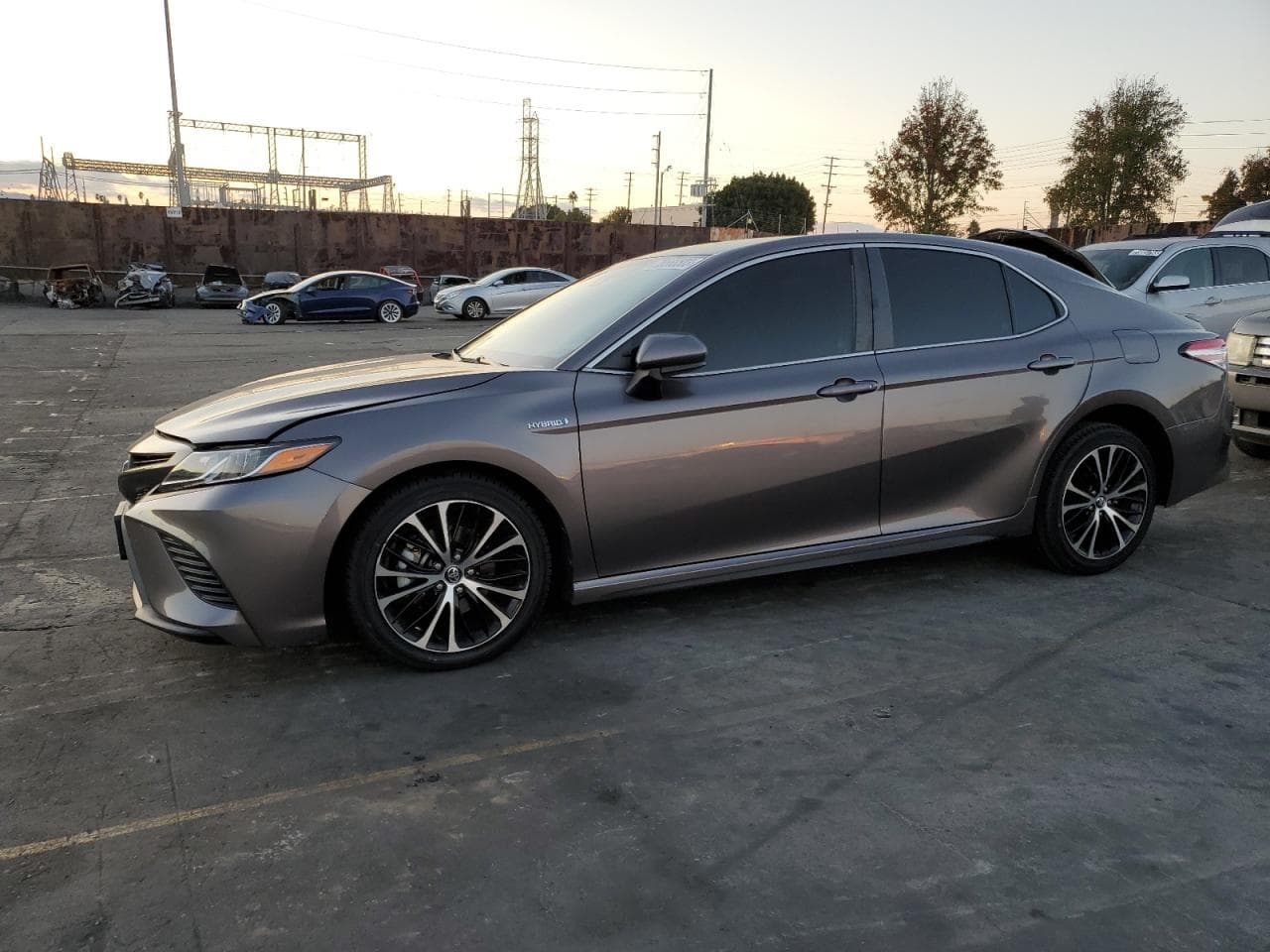 2020 Toyota Camry Se Hybrid