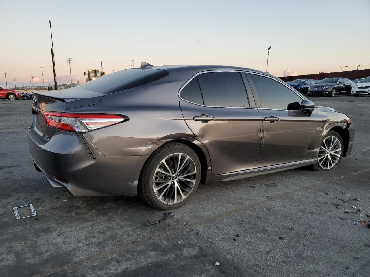 2020 Toyota Camry Se Hybrid - foto 3