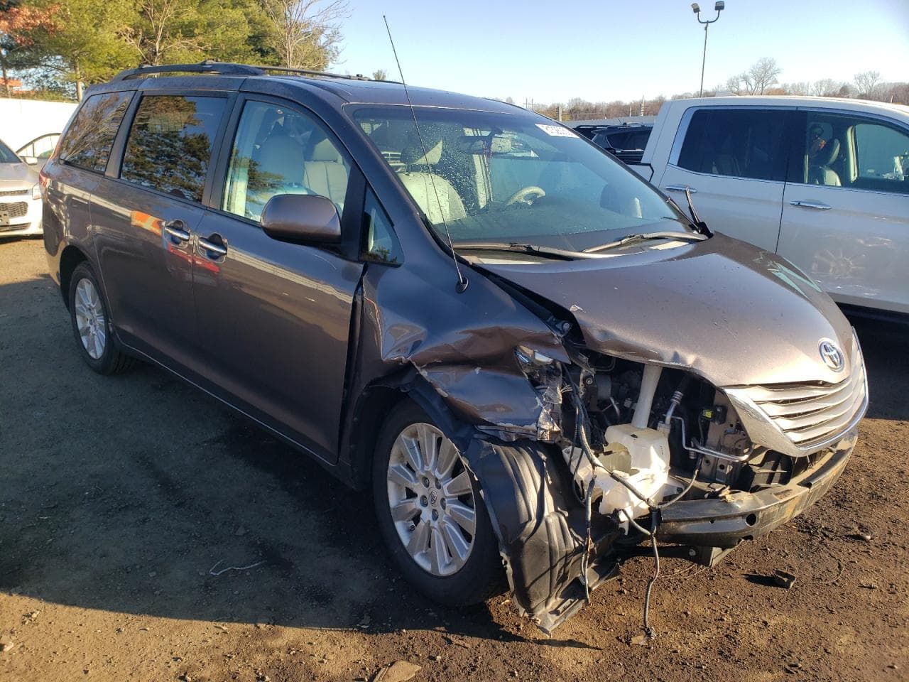 2013 Toyota Sienna Xle - foto 4