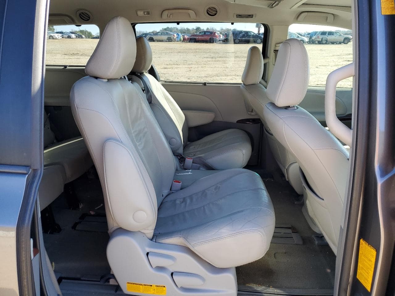 2013 Toyota Sienna Xle - foto 3