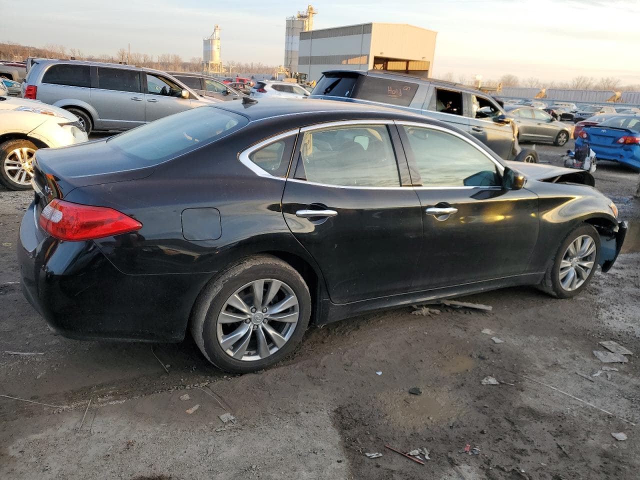 2013 Infiniti M37 - foto 3