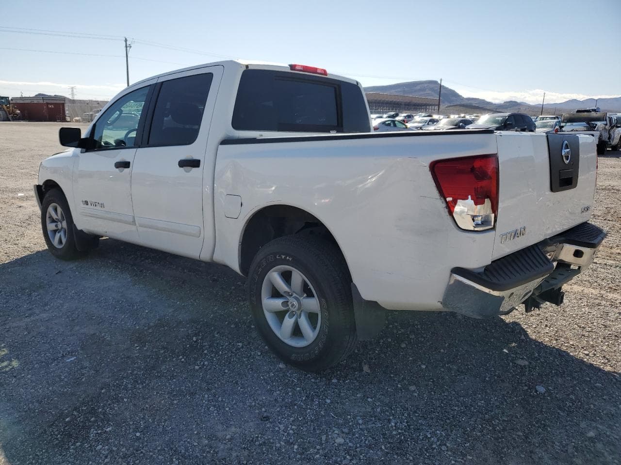 2010 Nissan Titan Se - foto 2