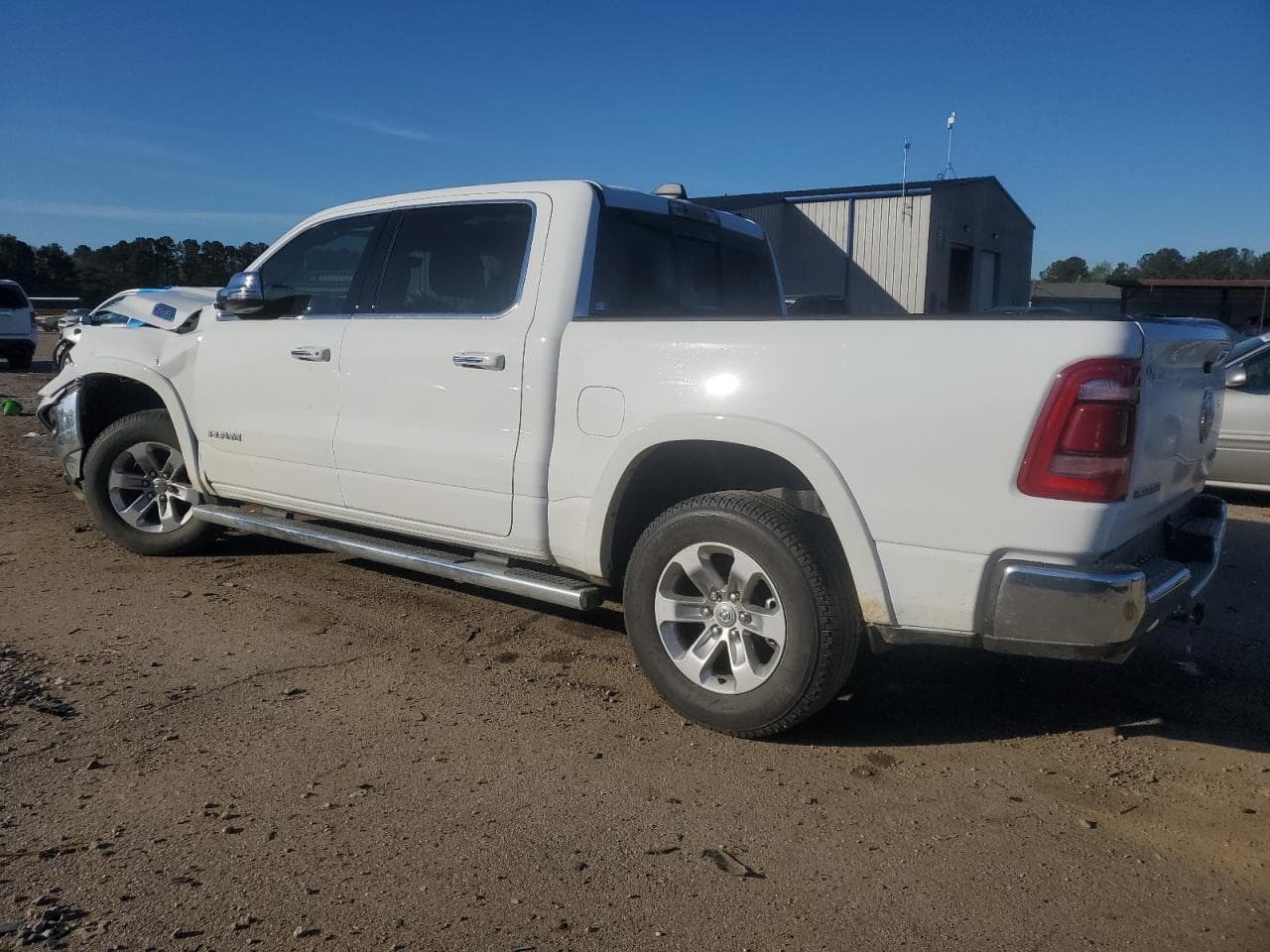 2022 Ram 1500 Laramie - foto 2