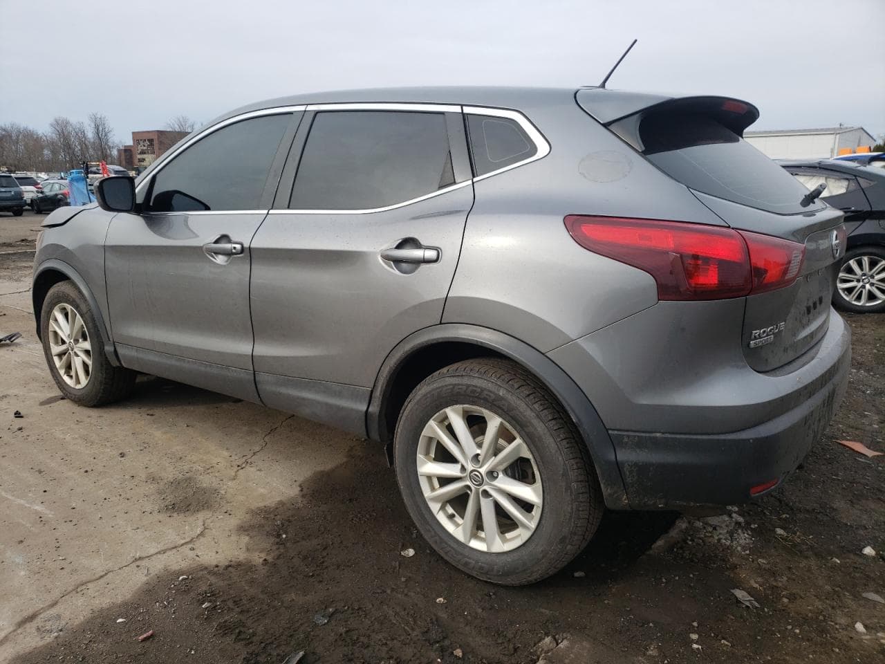 2019 Nissan Rogue Sport S - foto 2