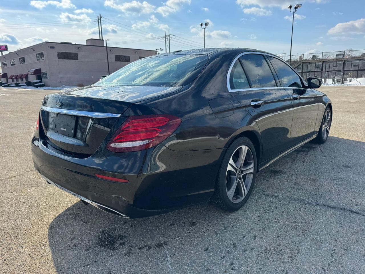 2020 Mercedes-Benz E 350 - foto 4