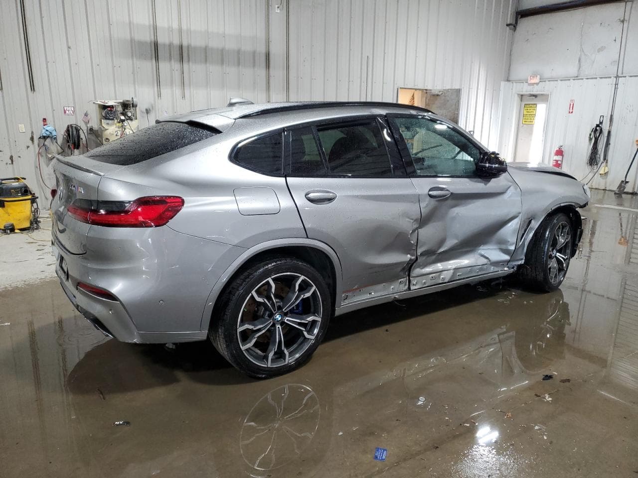 2021 BMW X4 M Competition - foto 3