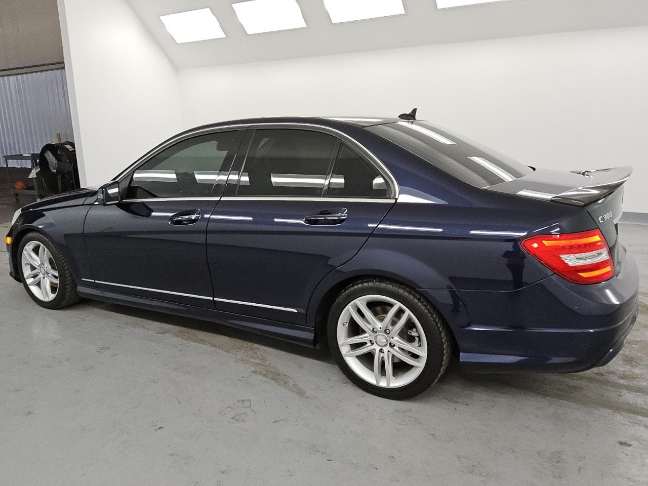 2012 Mercedes-Benz C 300 4Matic - foto 2