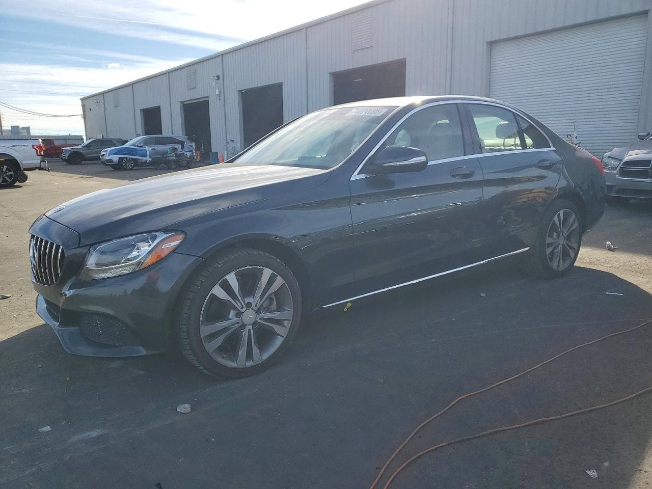 Mercedes-Benz C-klasse 2015 z USA