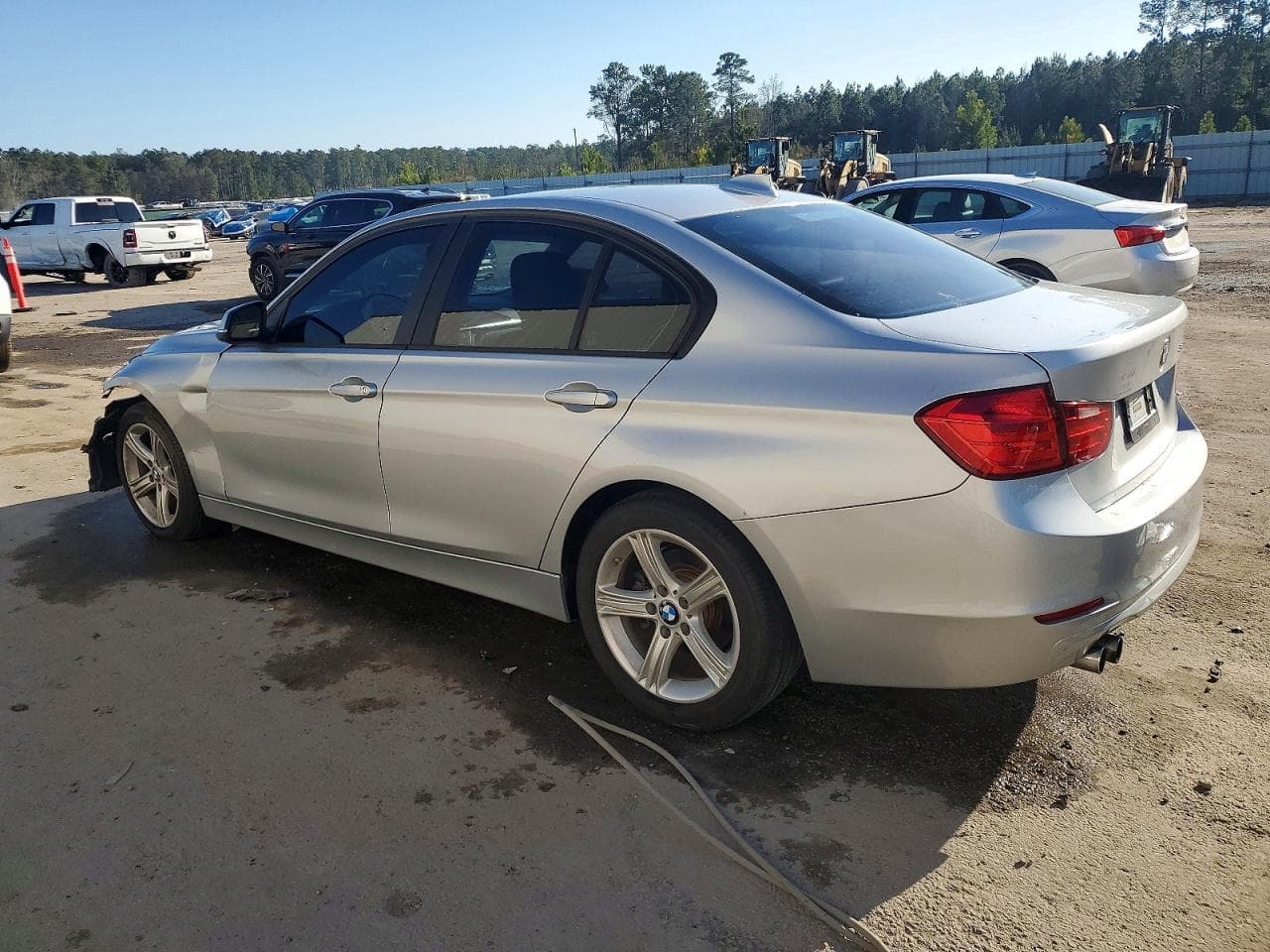 2013 BMW 328 I - foto 2