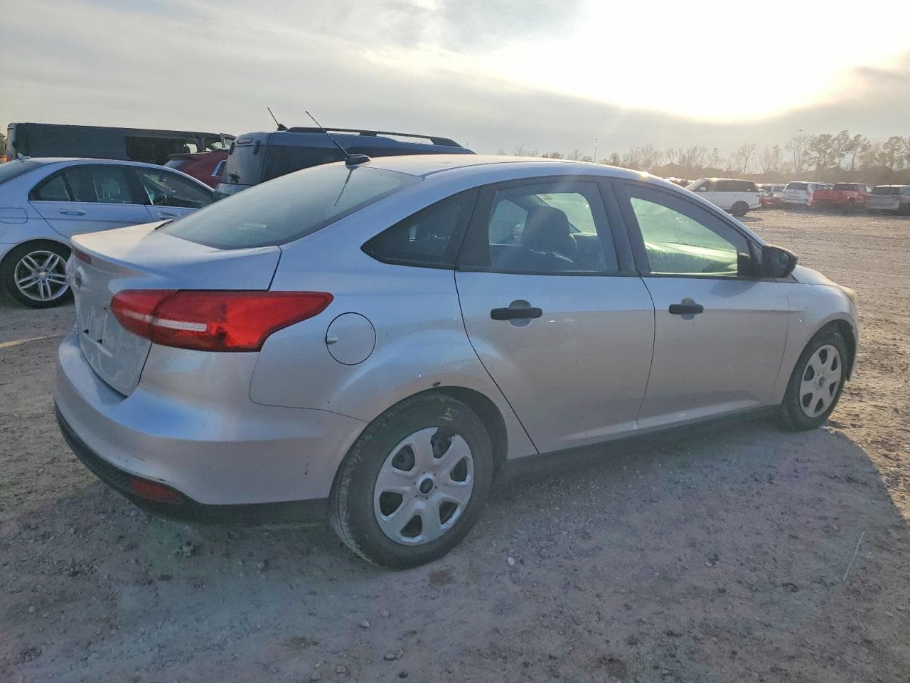 2017 Ford Focus S - foto 3