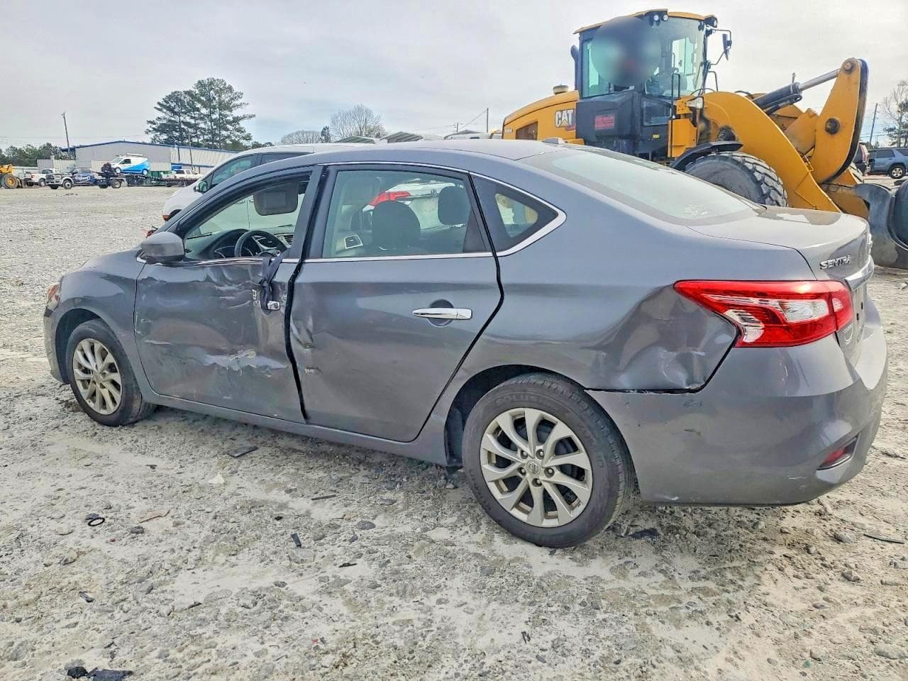 2018 Nissan Sentra S - foto 2