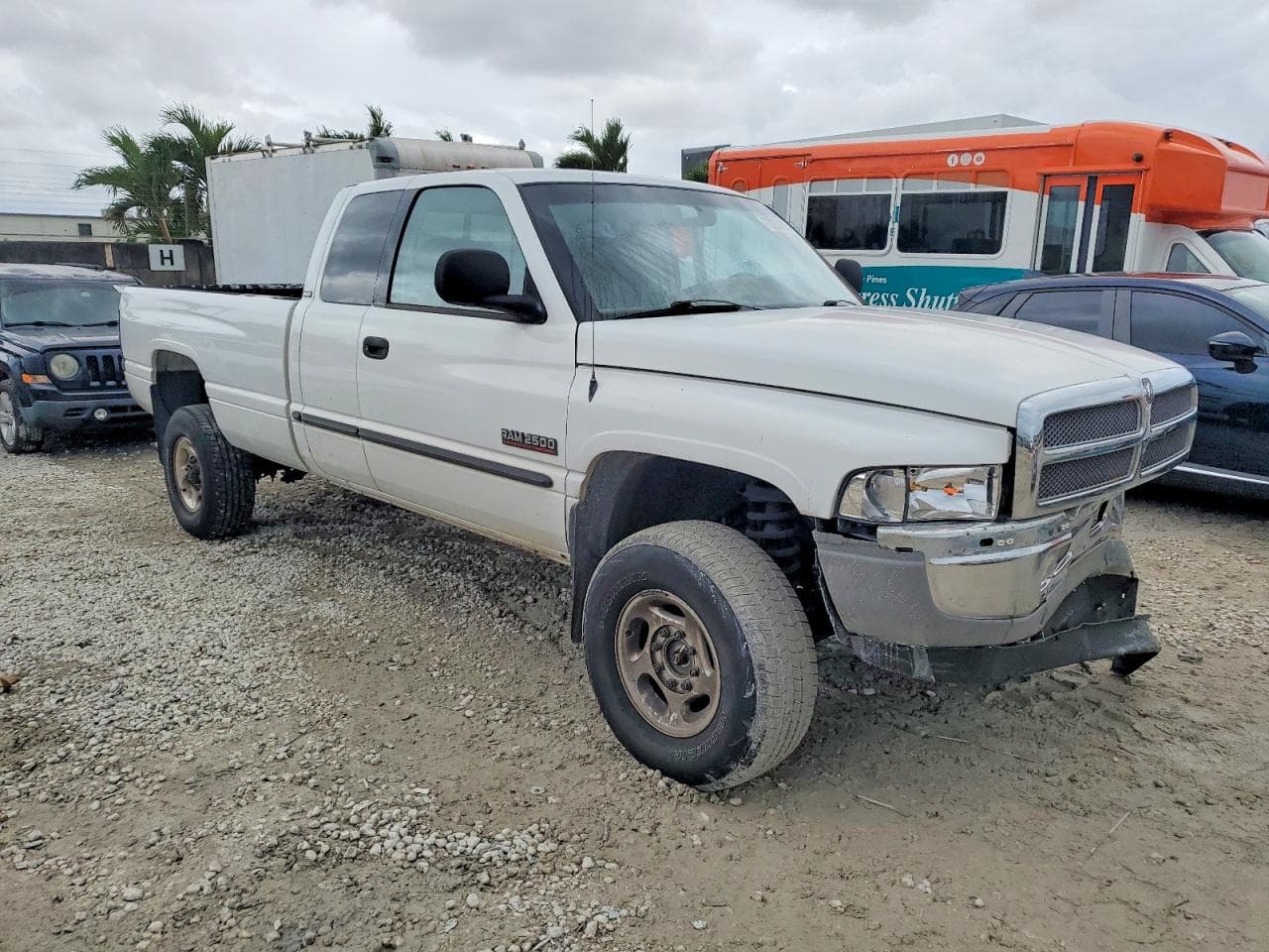 2001 Dodge Ram 2500 - foto 4