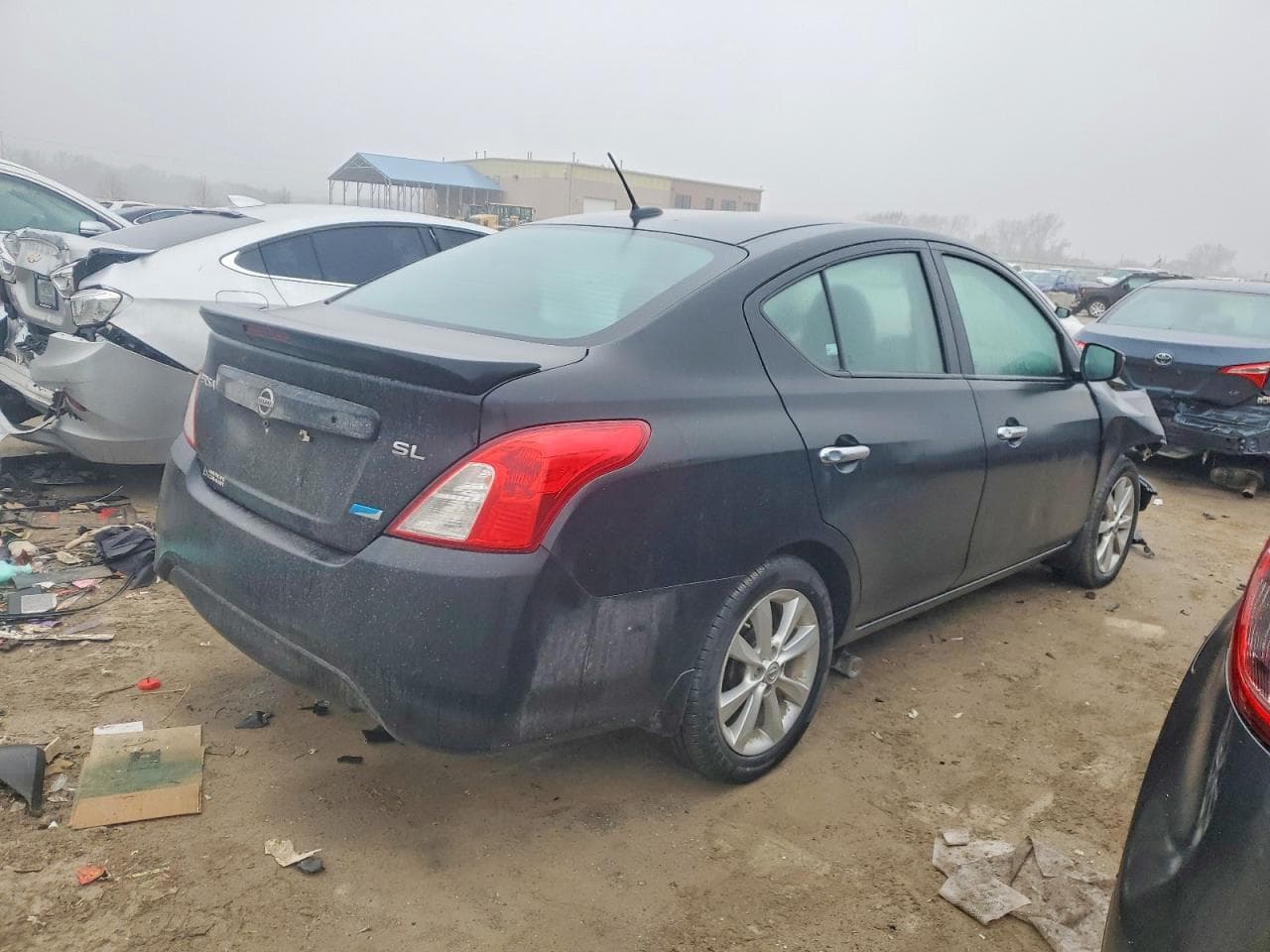 2015 Nissan Versa S - foto 3
