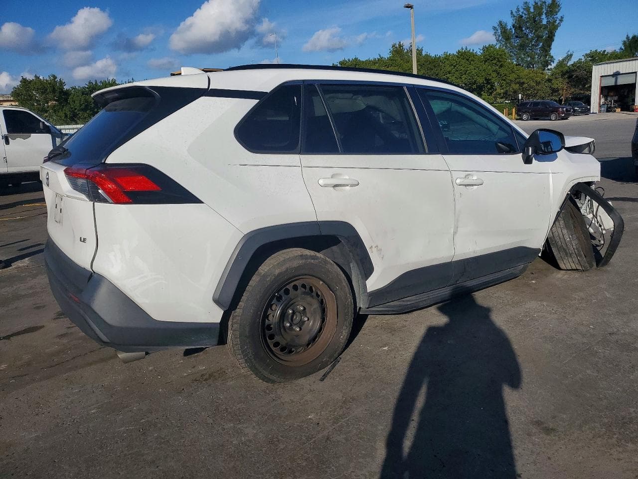 2019 Toyota Rav4 Le - foto 3