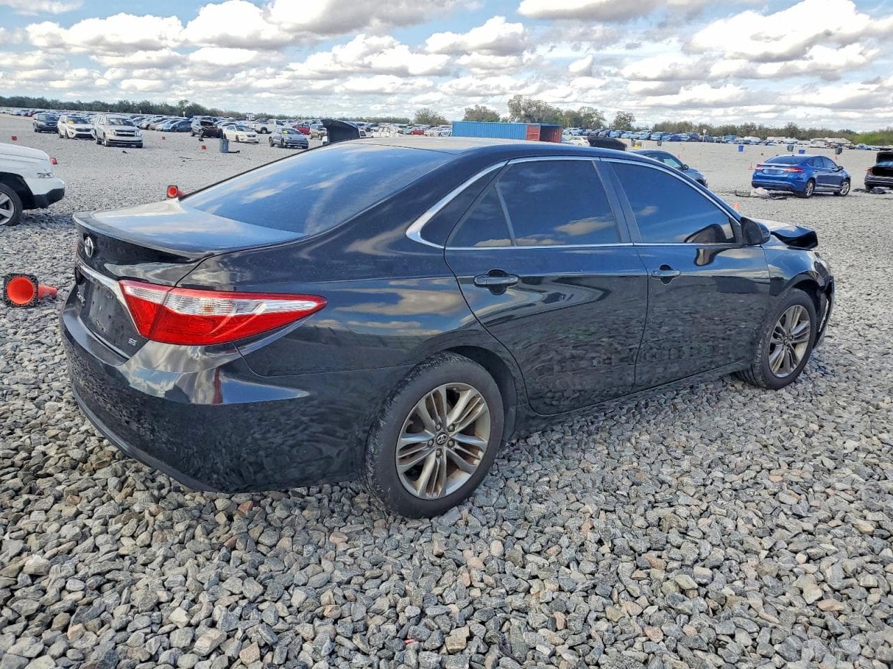 2016 Toyota Camry Le - foto 3