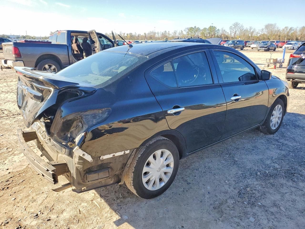 2019 Nissan Versa S - foto 3