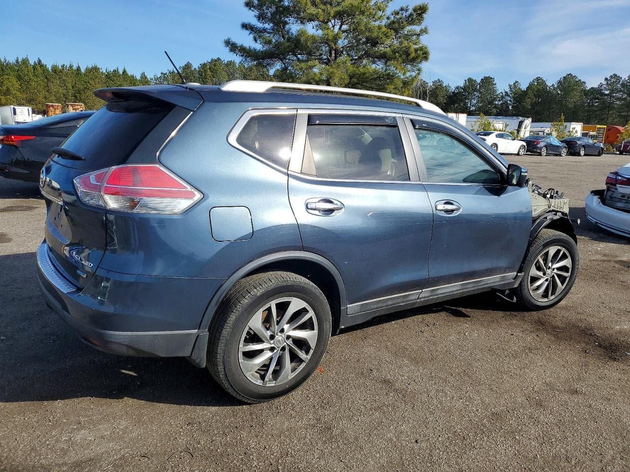2014 Nissan Rogue S - foto 3