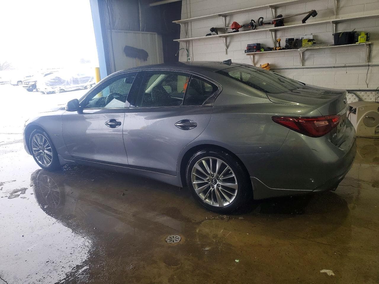 2018 Infiniti Q50 Luxe - foto 2