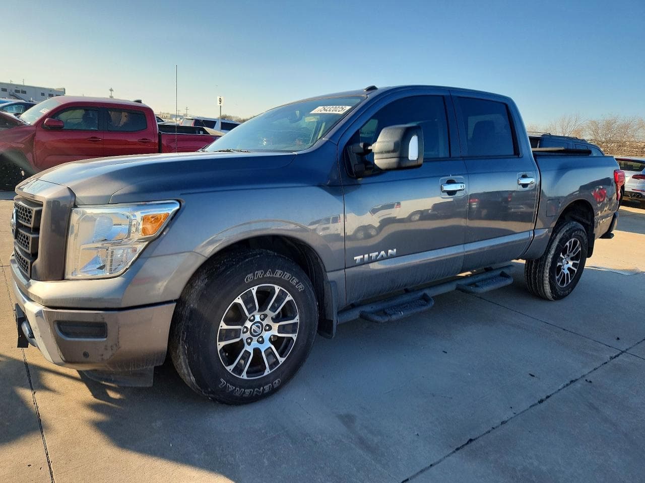 2021 Nissan Titan Sv
