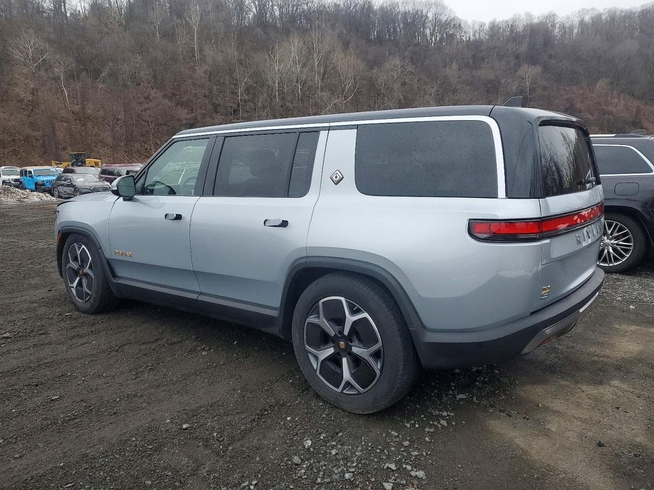 2023 Rivian R1S Adventure - foto 2
