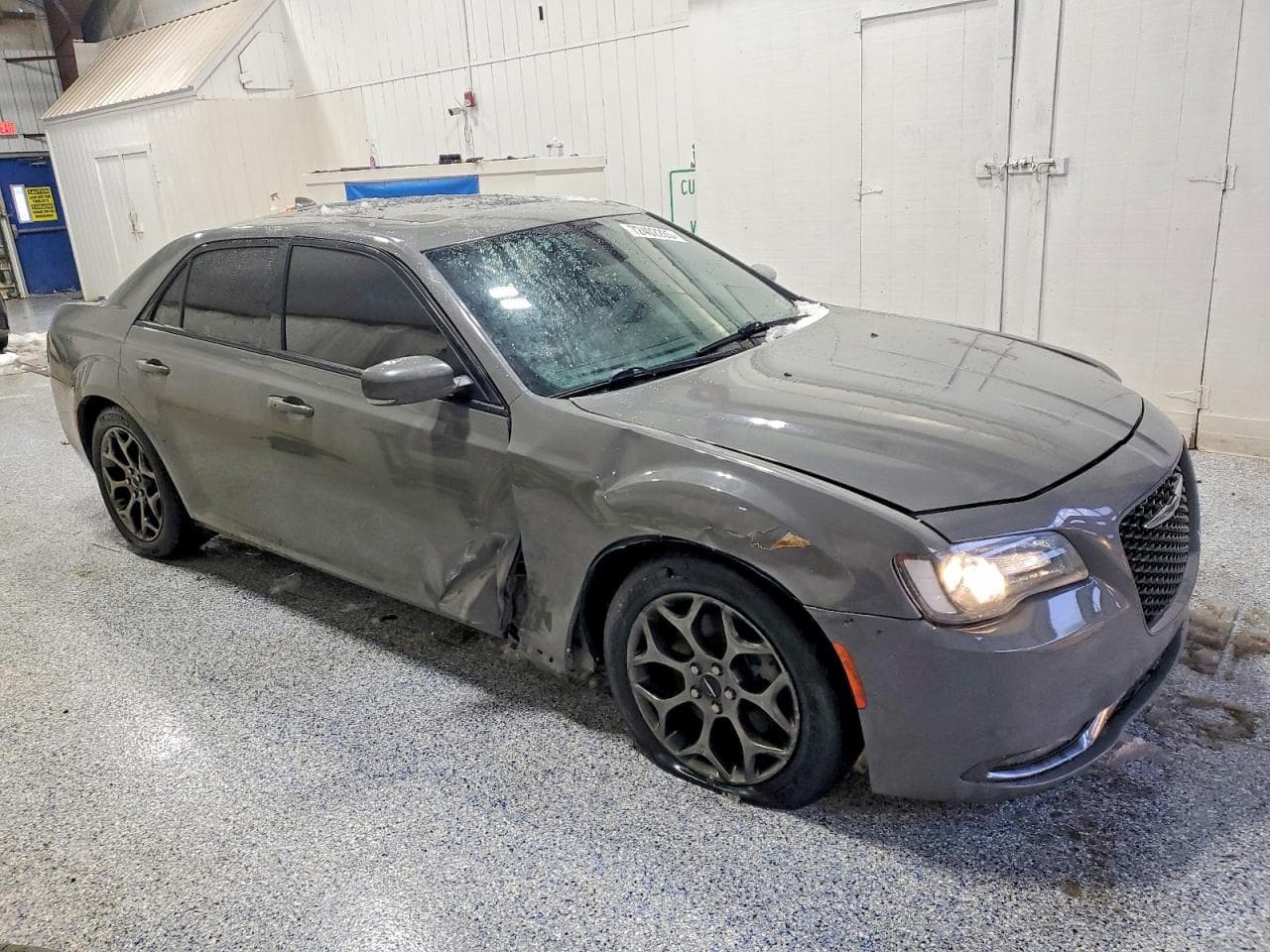 2017 Chrysler 300 S - foto 4