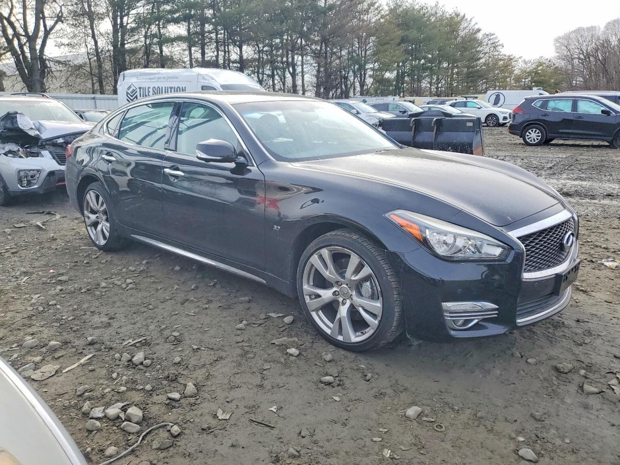2018 Infiniti Q70L 3.7 Luxe - foto 4