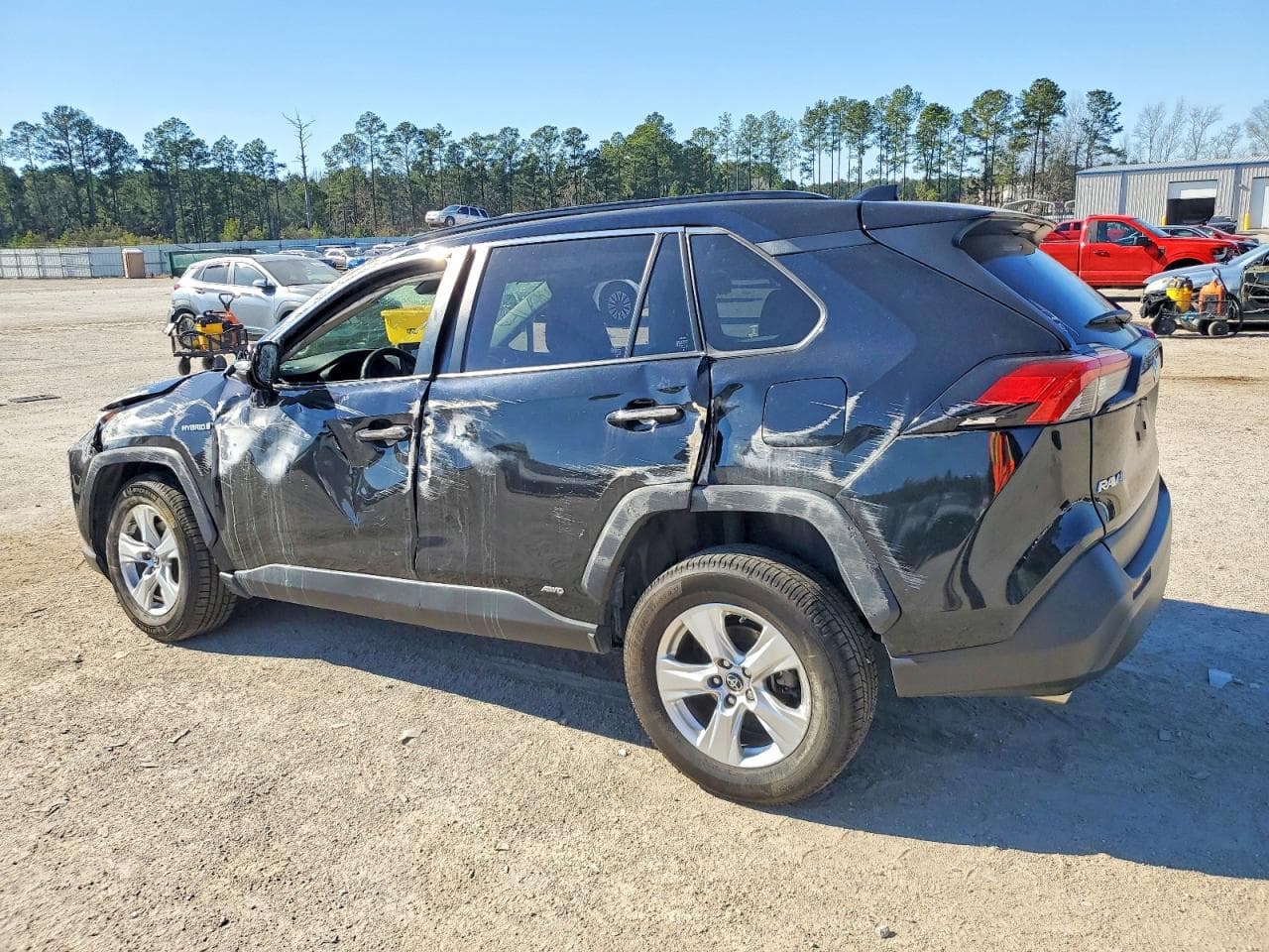 2019 Toyota Rav4 Le - foto 2