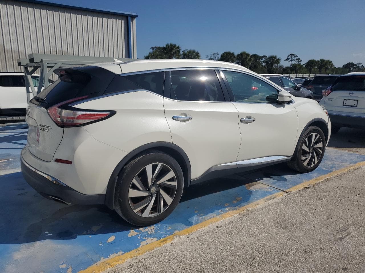 2015 Nissan Murano S - foto 3