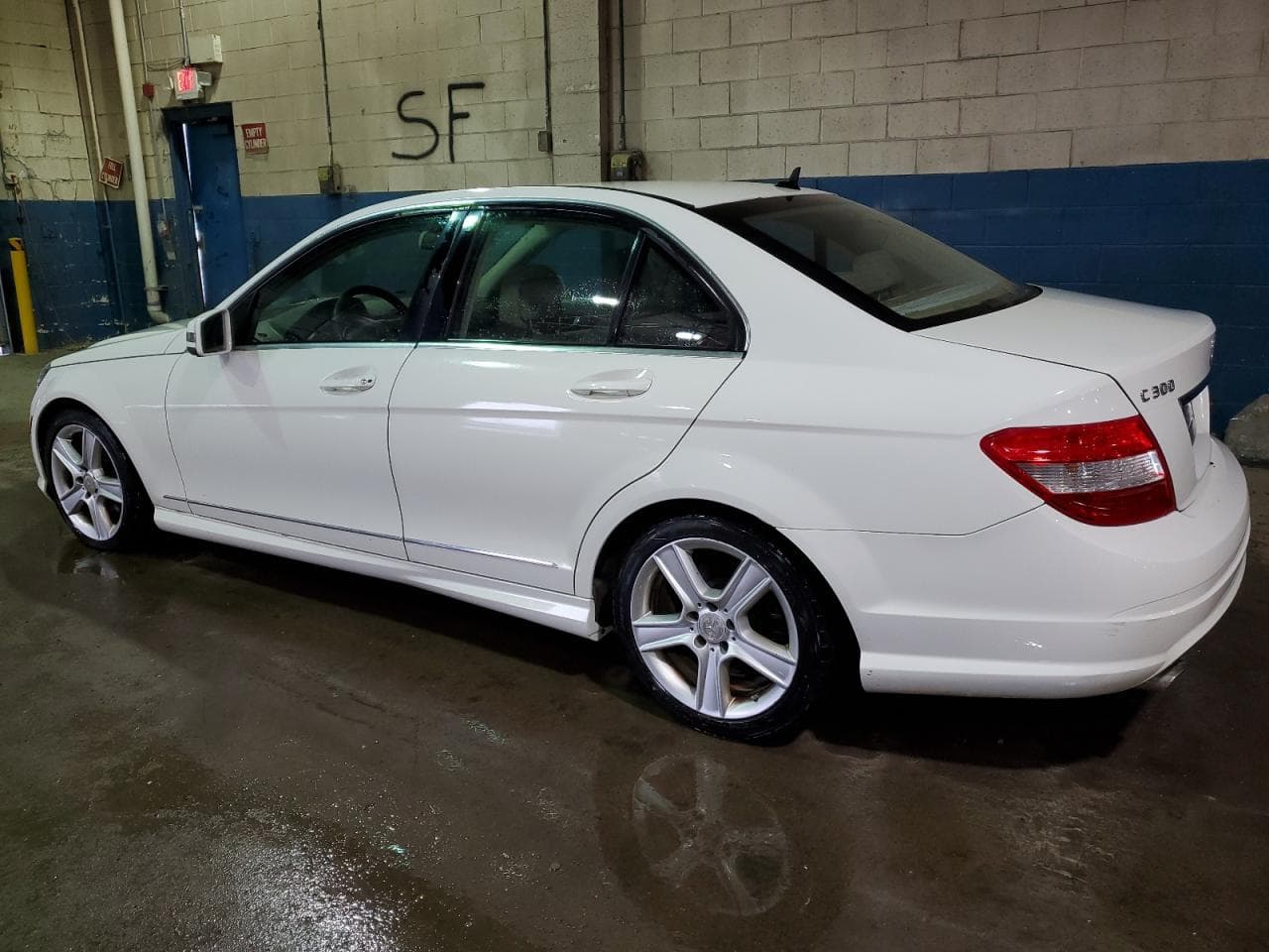 2011 Mercedes-Benz C 300 - foto 2