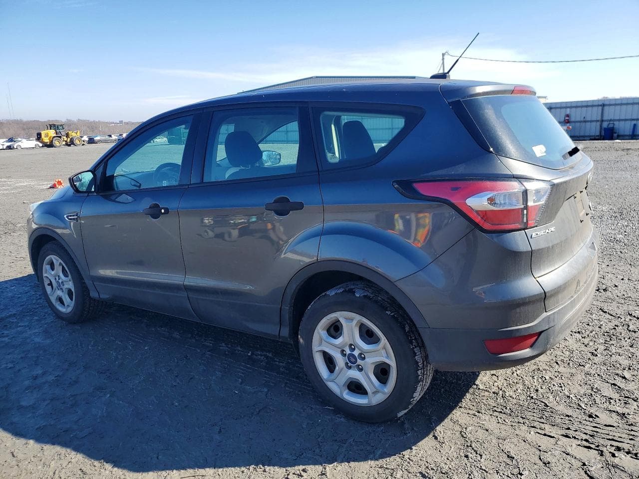2017 Ford Escape S - foto 2