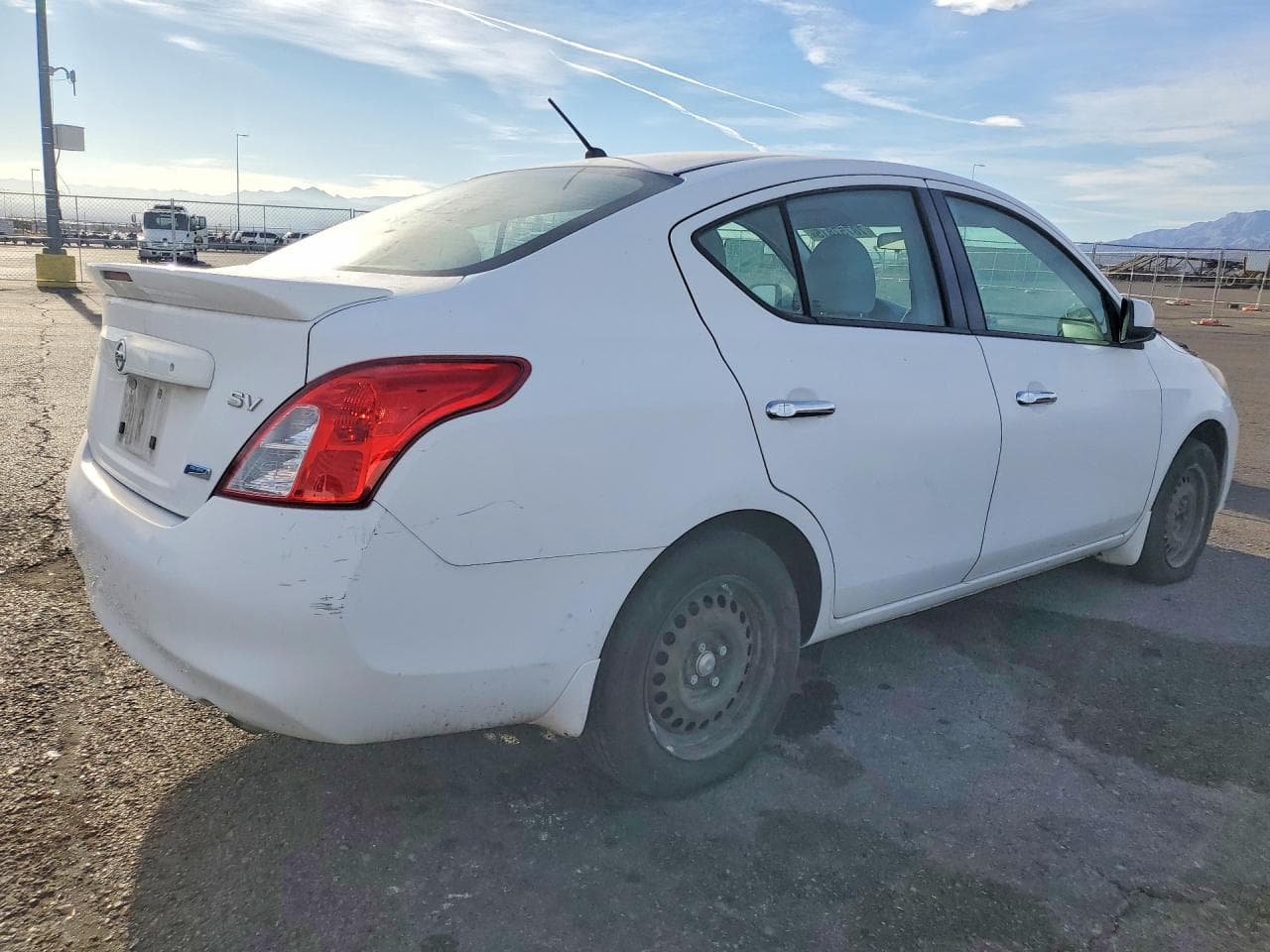 2014 Niss Versa - foto 3