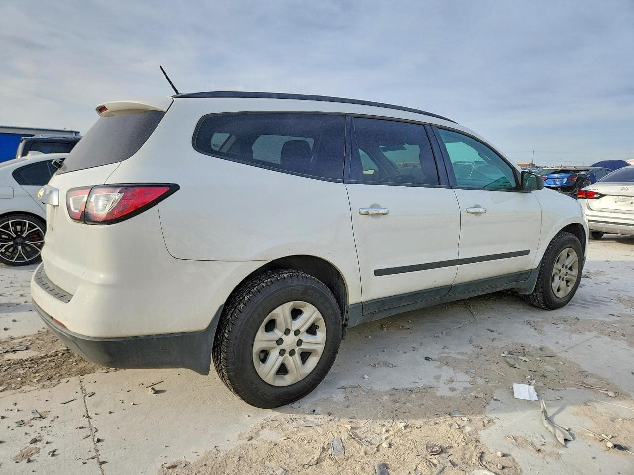 2017 Chevrolet Traverse Ls - foto 3