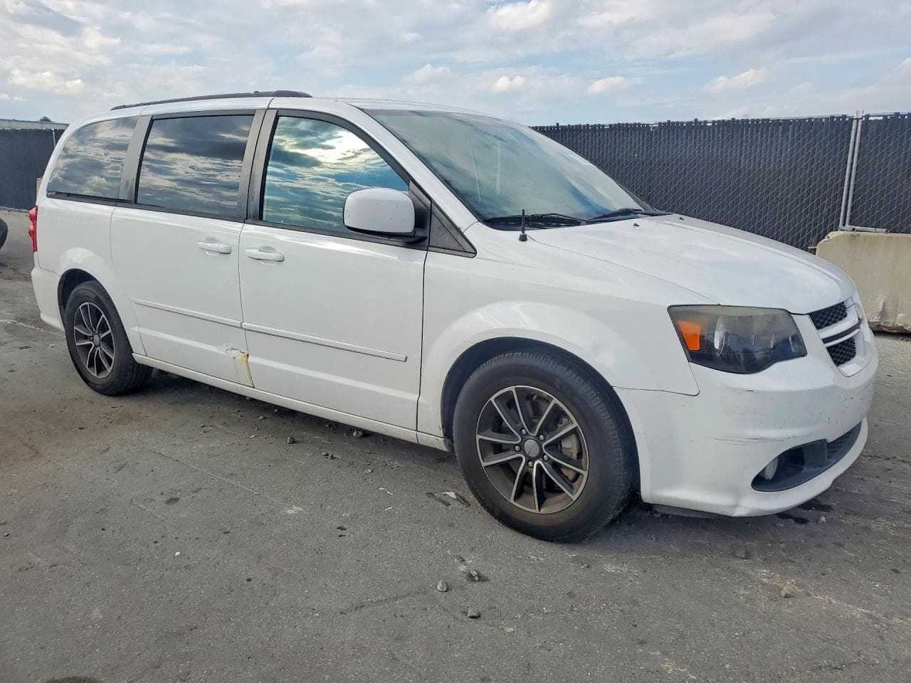 2016 Dodge Grand Caravan R/T - foto 4