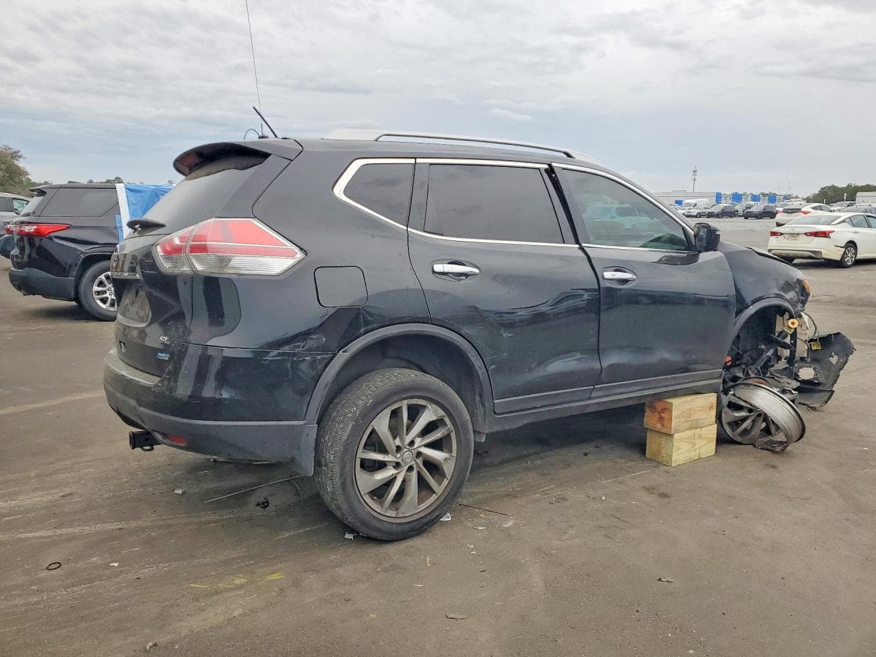 2014 Nissan Rogue S - foto 3