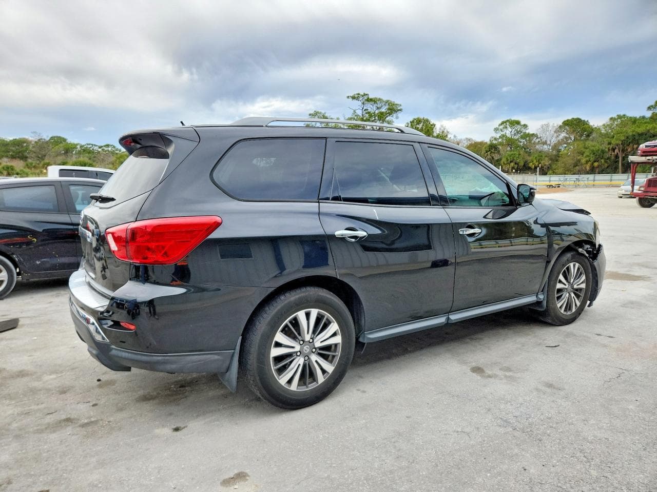 2017 Nissan Pathfinder S - foto 3
