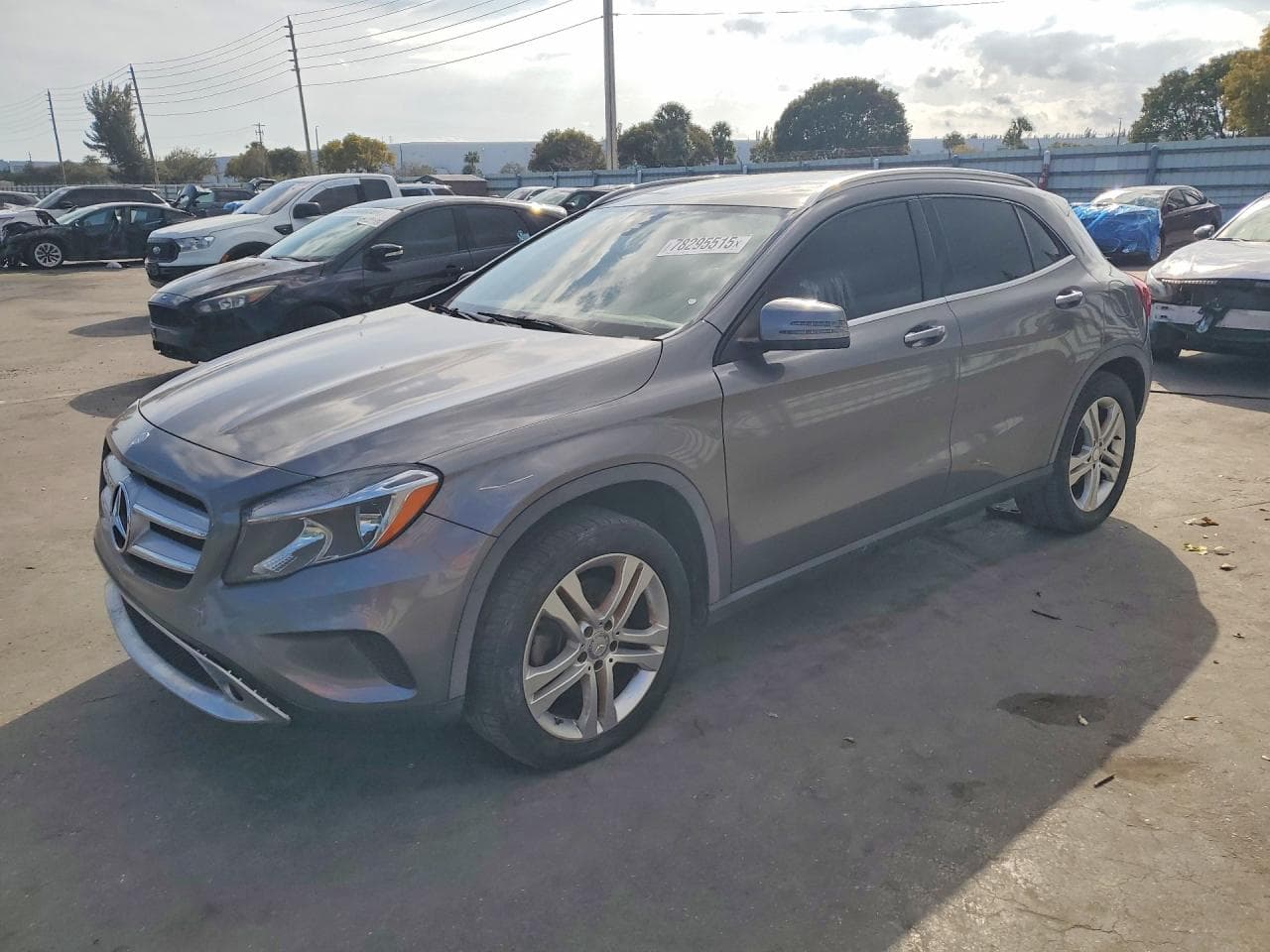 Mercedes-Benz GLA-klasse 2016 z USA