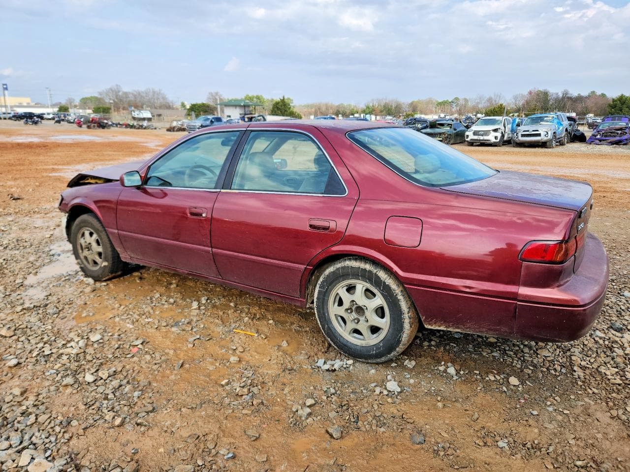 1999 Toyota Camry Le - foto 2