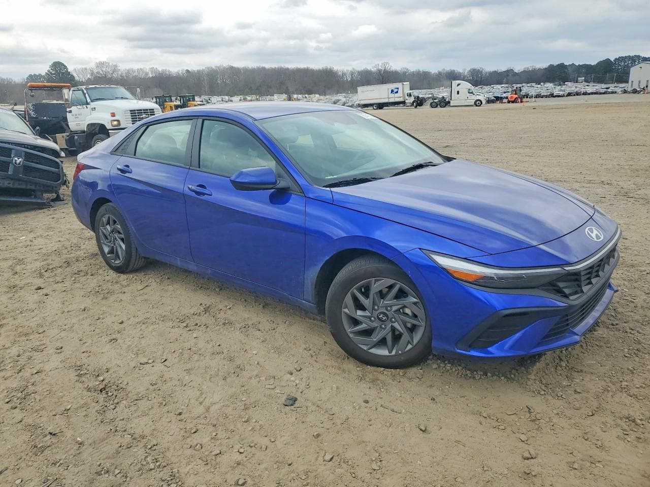 2025 Hyundai Elantra Hybrid Blue - foto 4