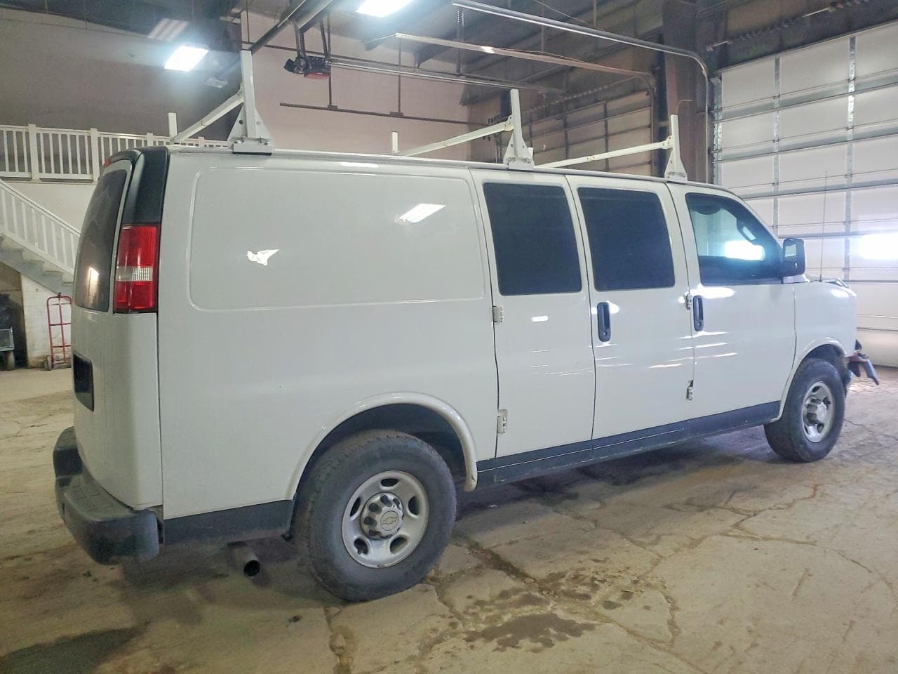 2016 Chevrolet Express G2500 - Cargo Van - foto 3
