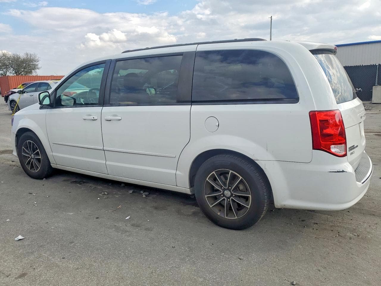 2016 Dodge Grand Caravan R/T - foto 2