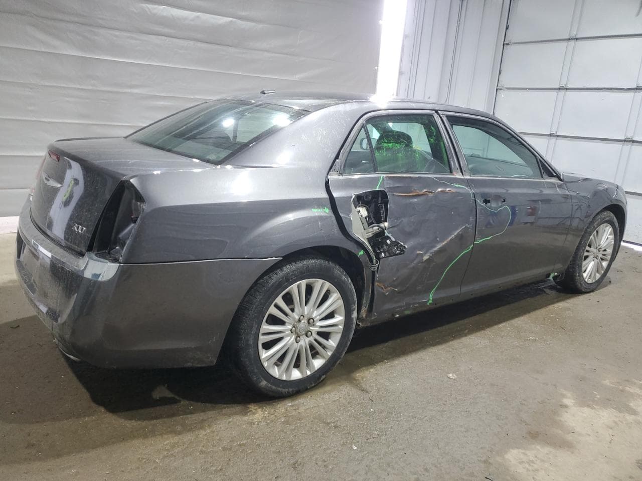 2013 Chrysler 300 - foto 3