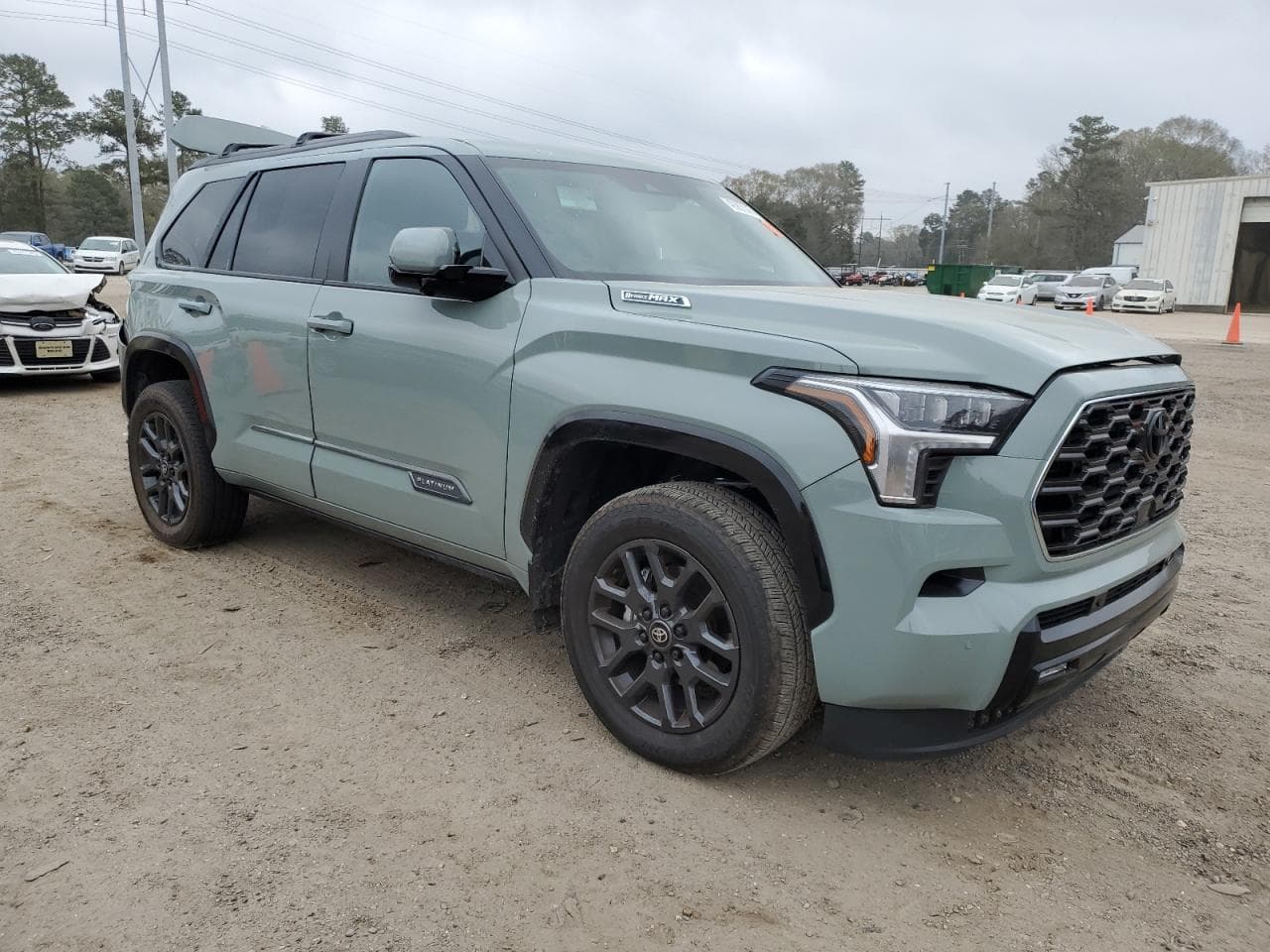 2025 Toyota Sequoia Sr5 - foto 4