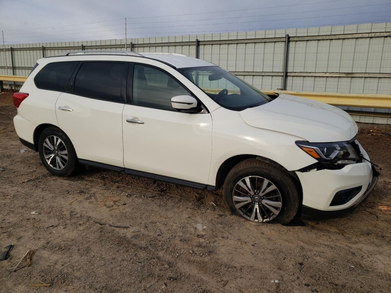 2019 Nissan Pathfinder S - foto 4