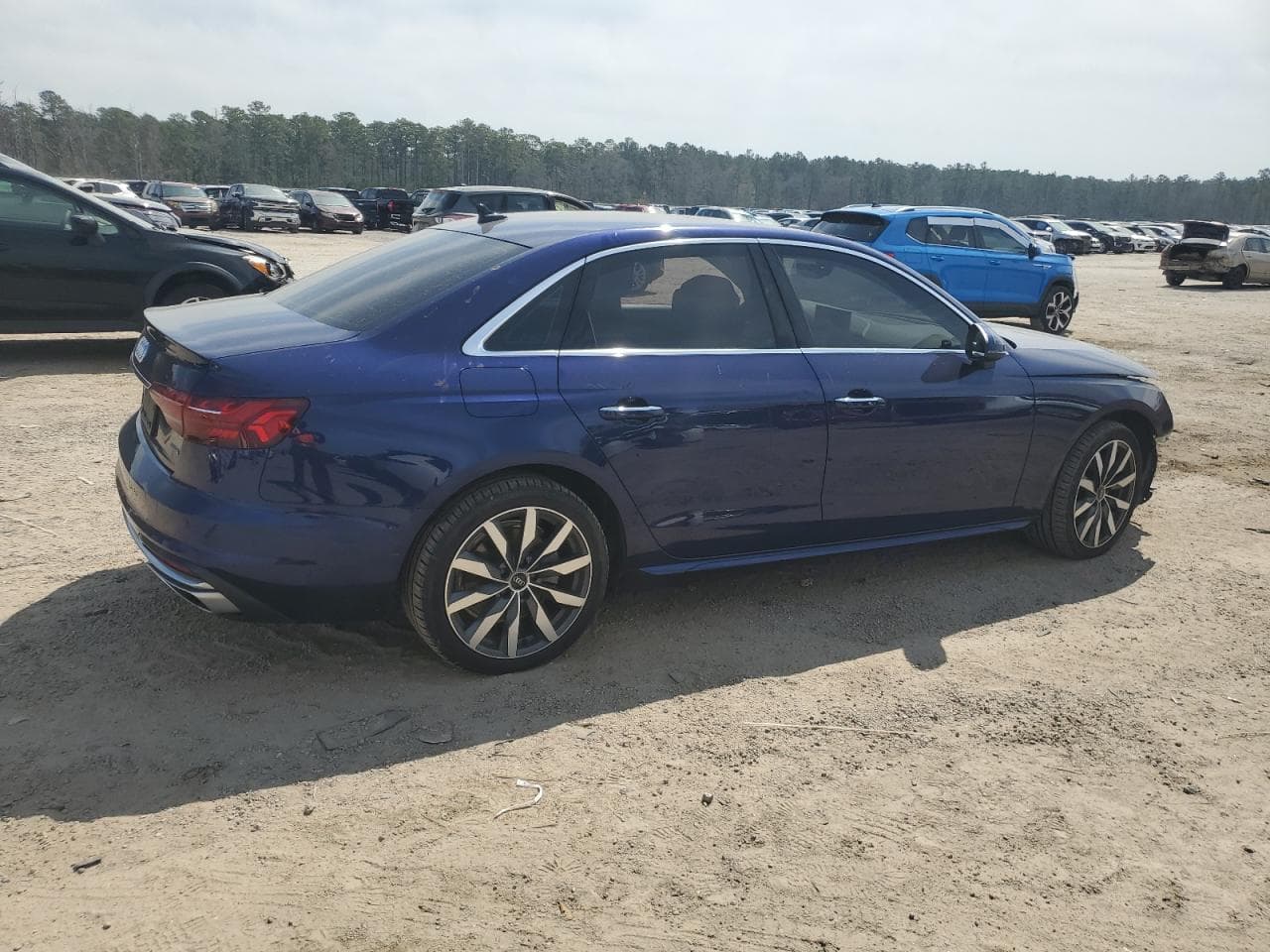 2021 Audi A4 Premium 40 - foto 3