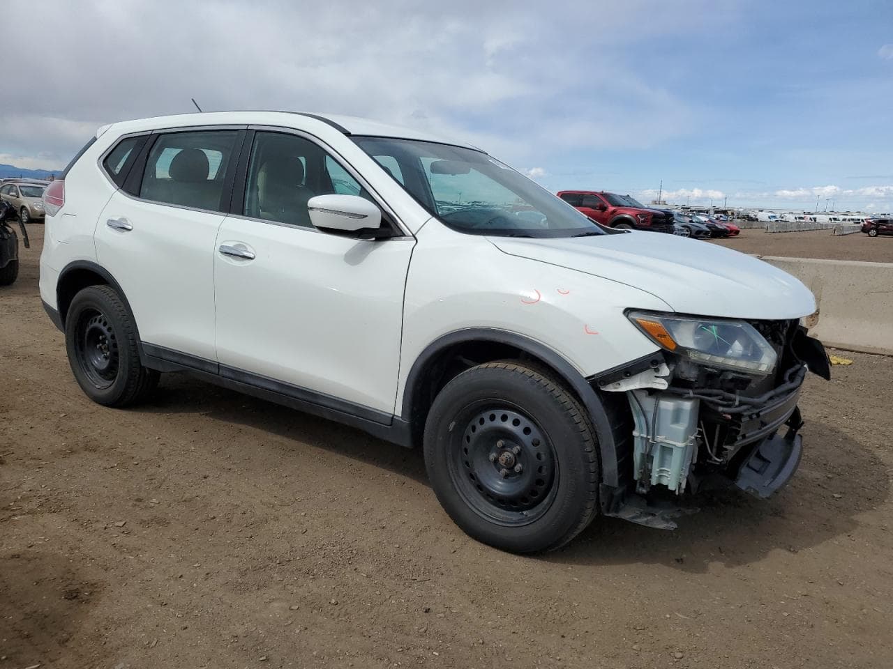 2015 Nissan Rogue S - foto 4